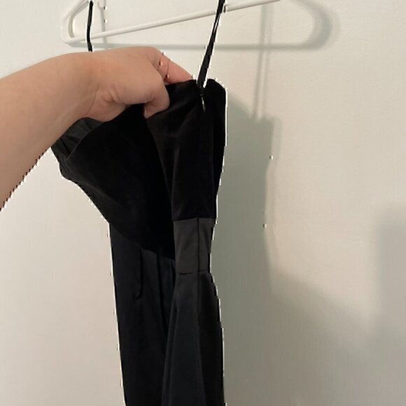 NEW NWT BANANA REPUBLIC Black Velvet Mixed Media Strapless Knee LBD Sheath Dress - Picture 7 of 12